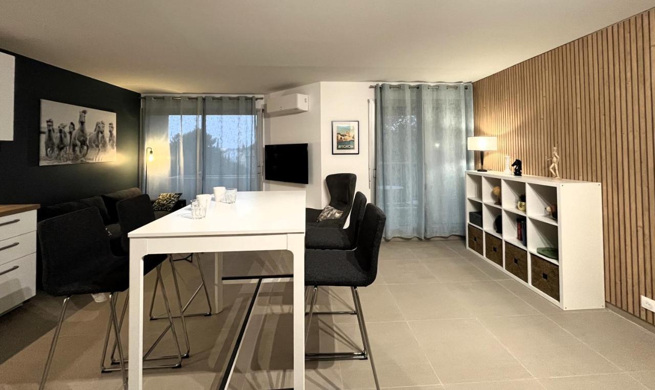 Confortable Appartement Pres D'Avignon Le Pontet  Bagian luar foto