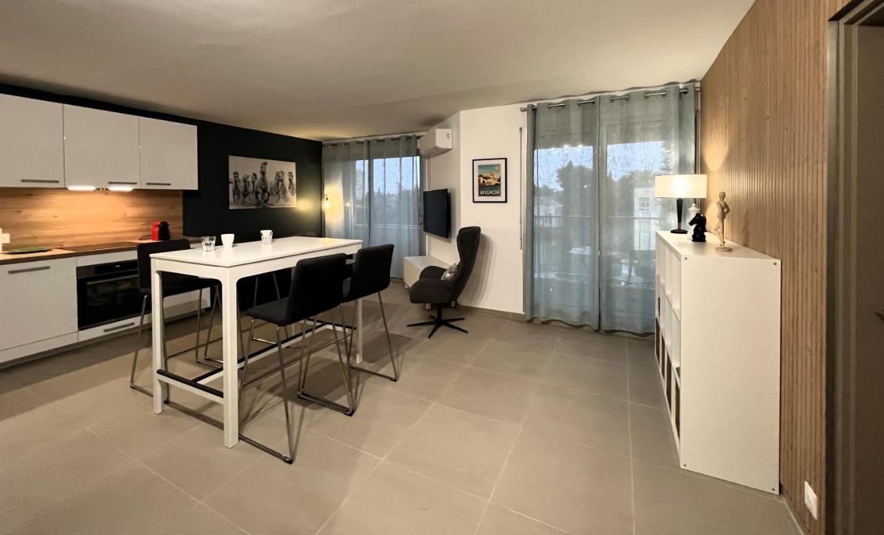 Confortable Appartement Pres D'Avignon Le Pontet  Bagian luar foto